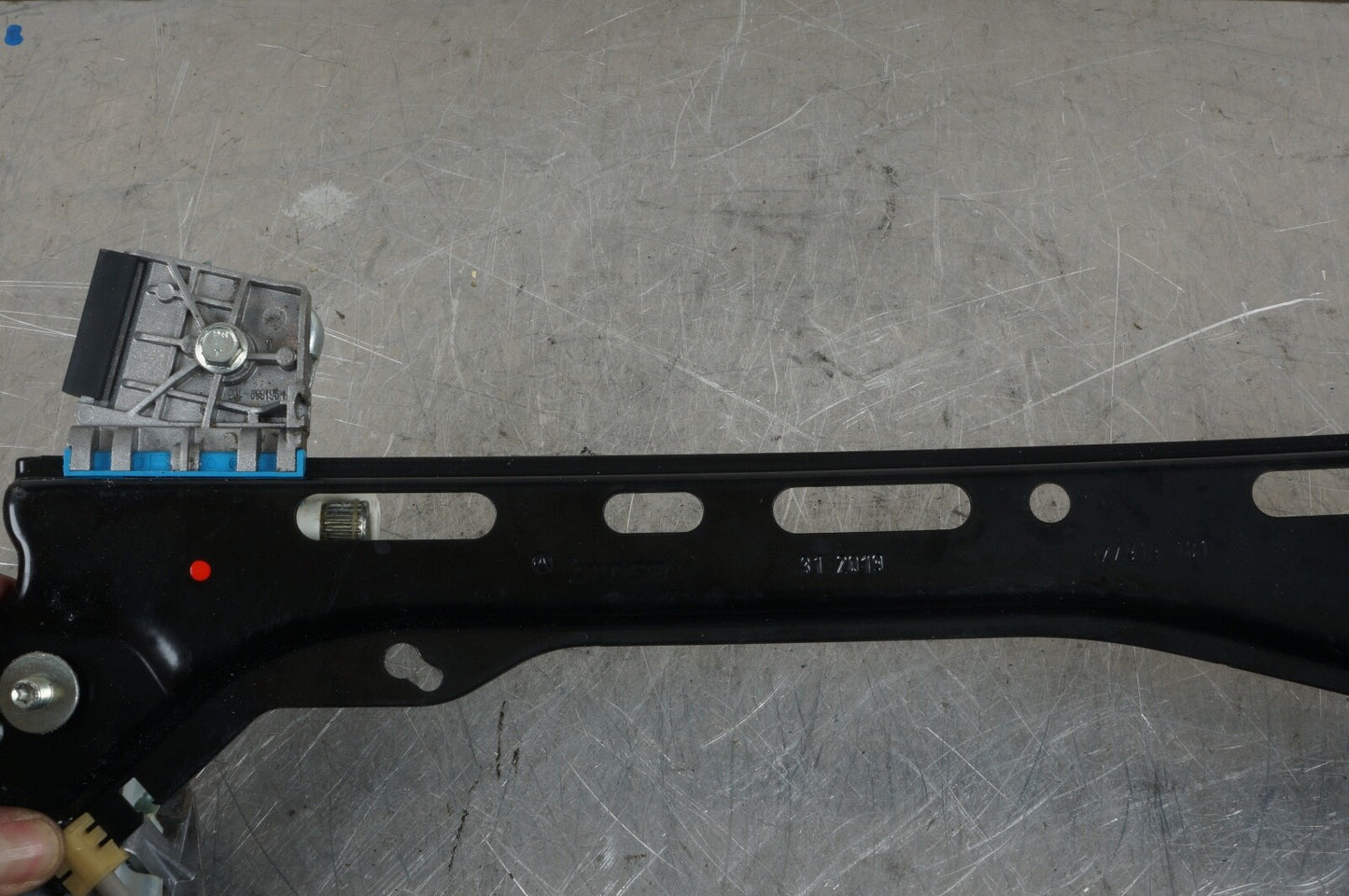 13-20 Mercedes R231 SL550 SL400 Front Left Side Window Regulator Motor OEM