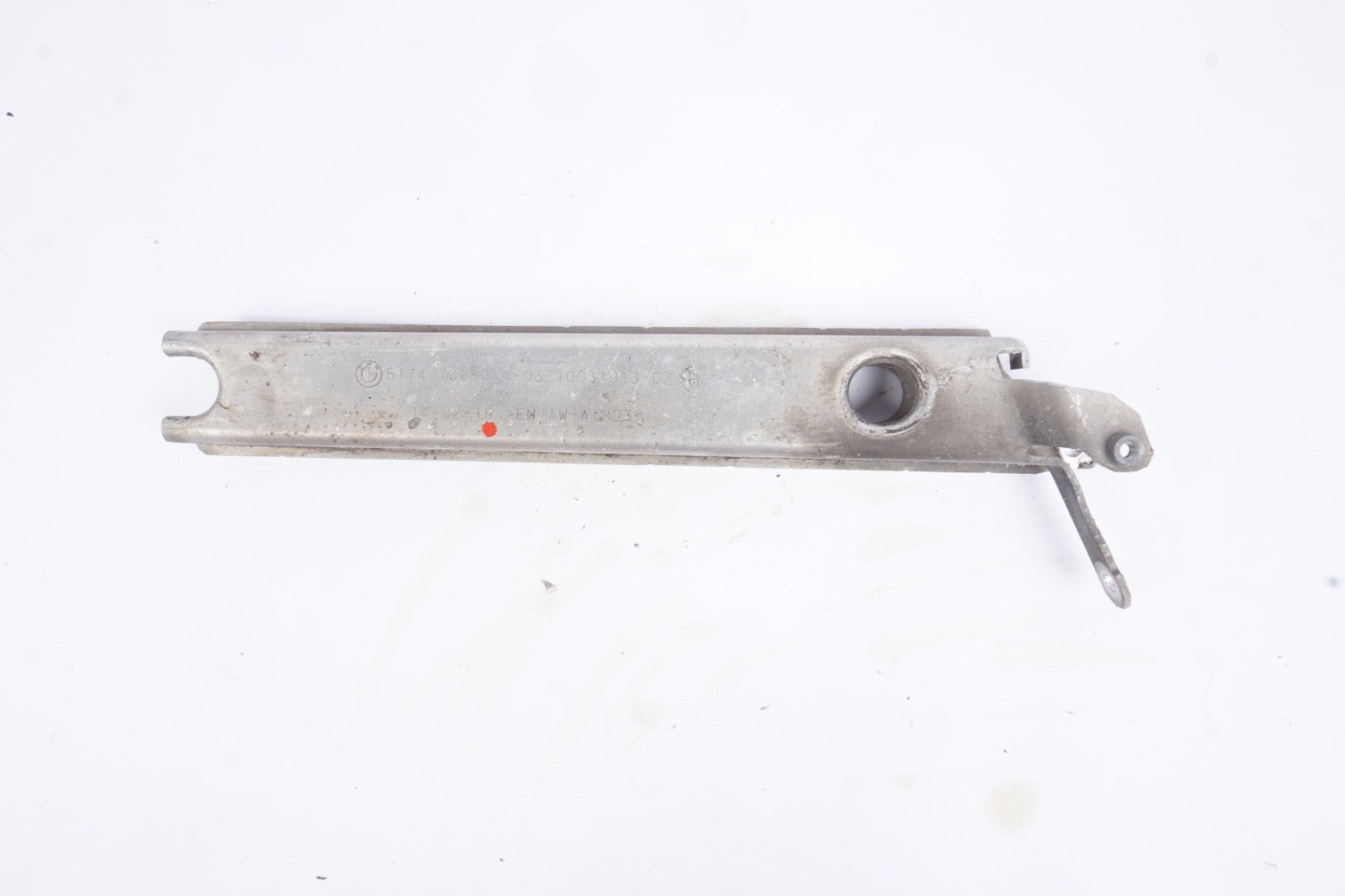 2016 - 2022 BMW X1 X2 FRONT LEFT DRIVER SIDE LOWER AIR INLET DUCT BRACKET OEM