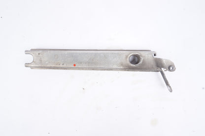 2016 - 2022 BMW X1 X2 FRONT LEFT DRIVER SIDE LOWER AIR INLET DUCT BRACKET OEM