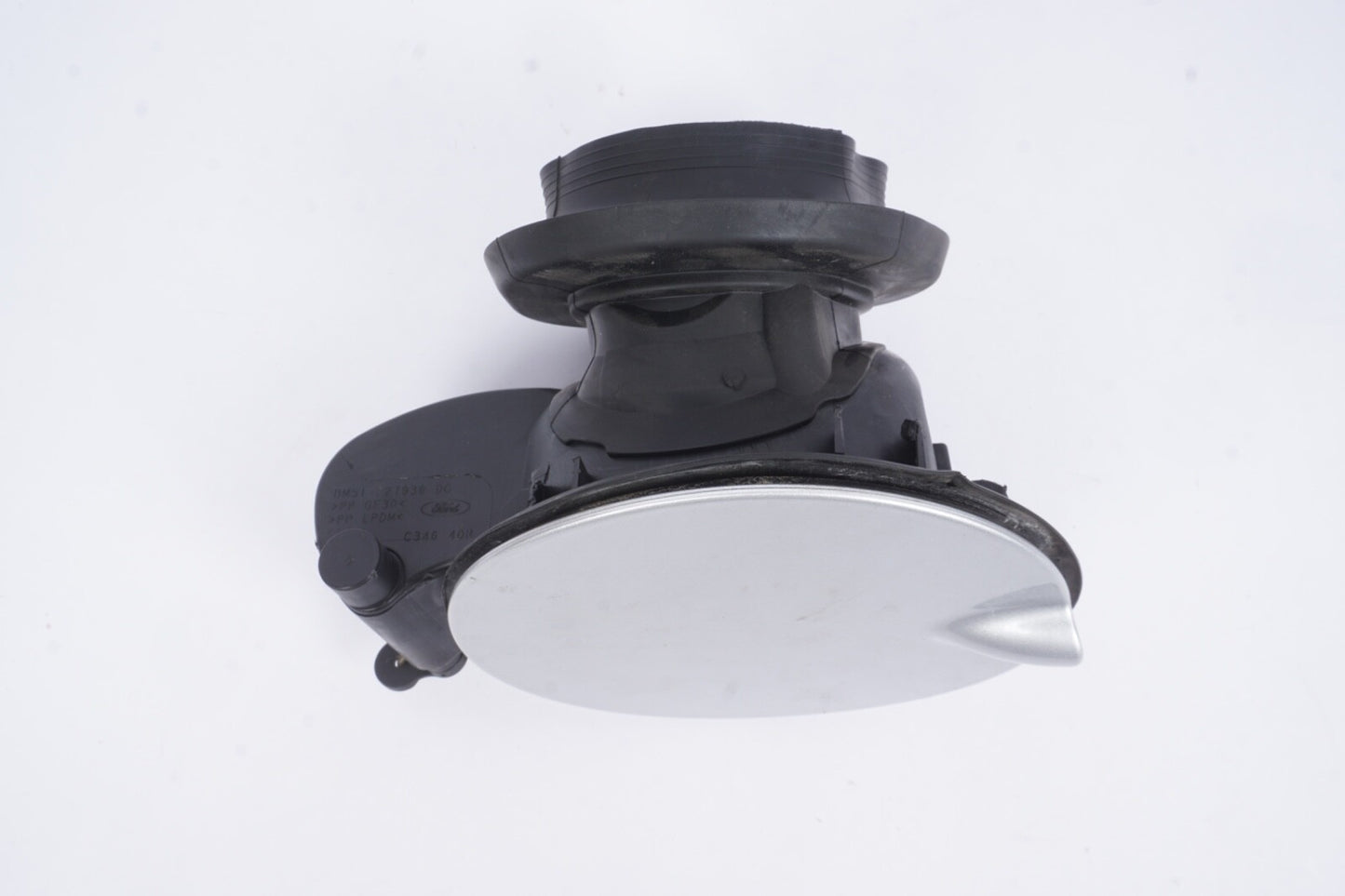 2012-2018 FORD FOCUS SEDAN REAR FUEL GAS TANK FILLER COVER LID OEM