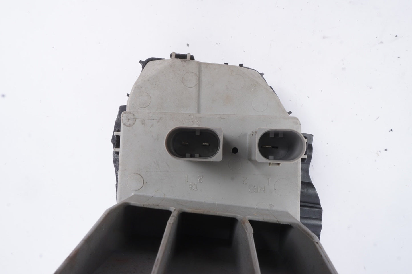 2010 - 2013 MERCEDES BENZ S CLASS W221 FUSE JUNCTION BOX POWER A2215406850 OEM
