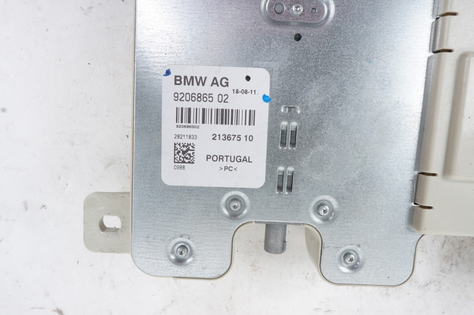 2013-2018 BMW 650XI F06 LEFT MULTIBAND DIVERSITY ANTENNA SIGNAL MODULE OEM
