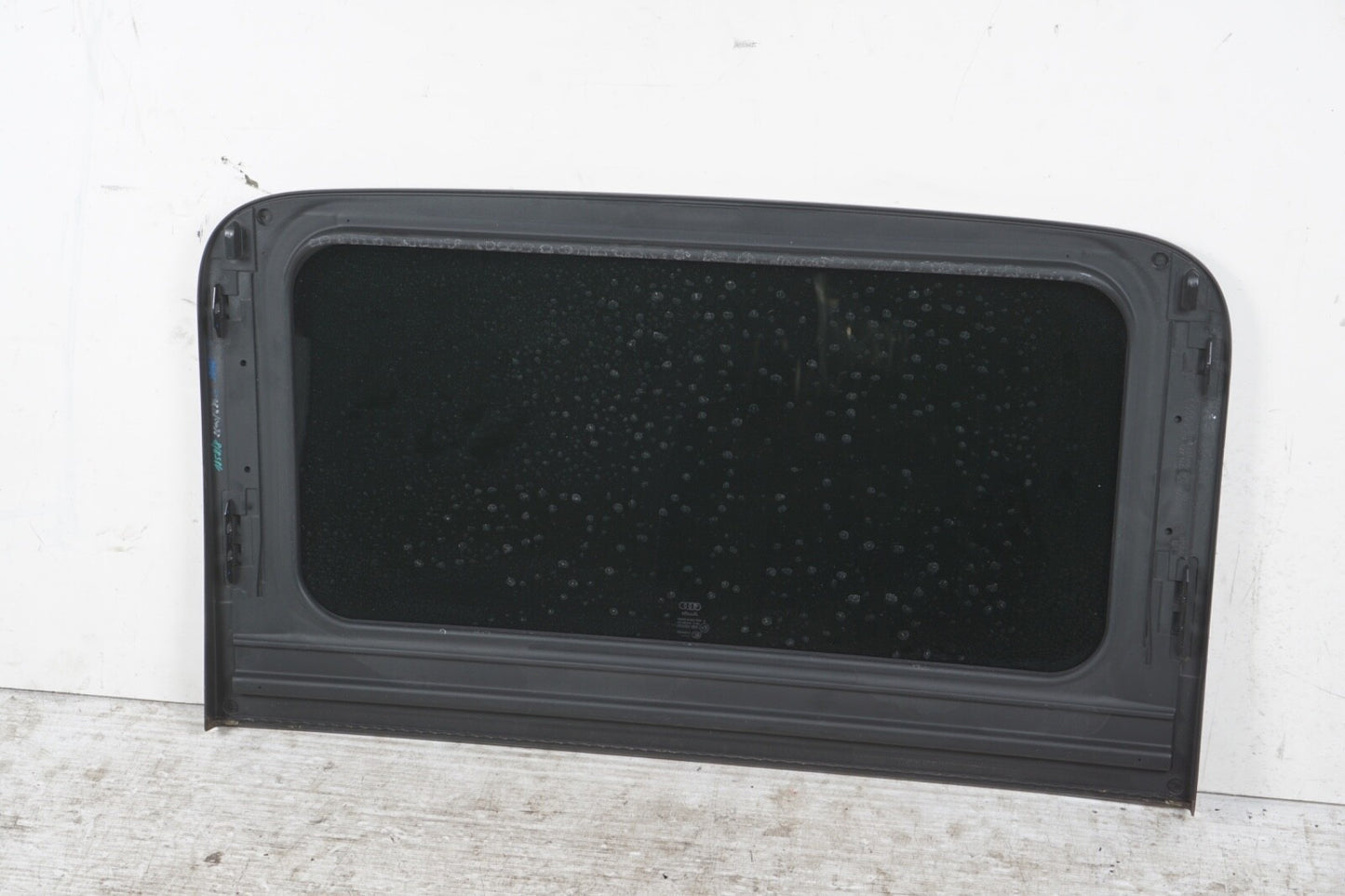 2011-2018 AUDI A8 (D4 4H) - FRONT PANORAMIC SUNROOF SUN ROOF GLASS WINDOW
