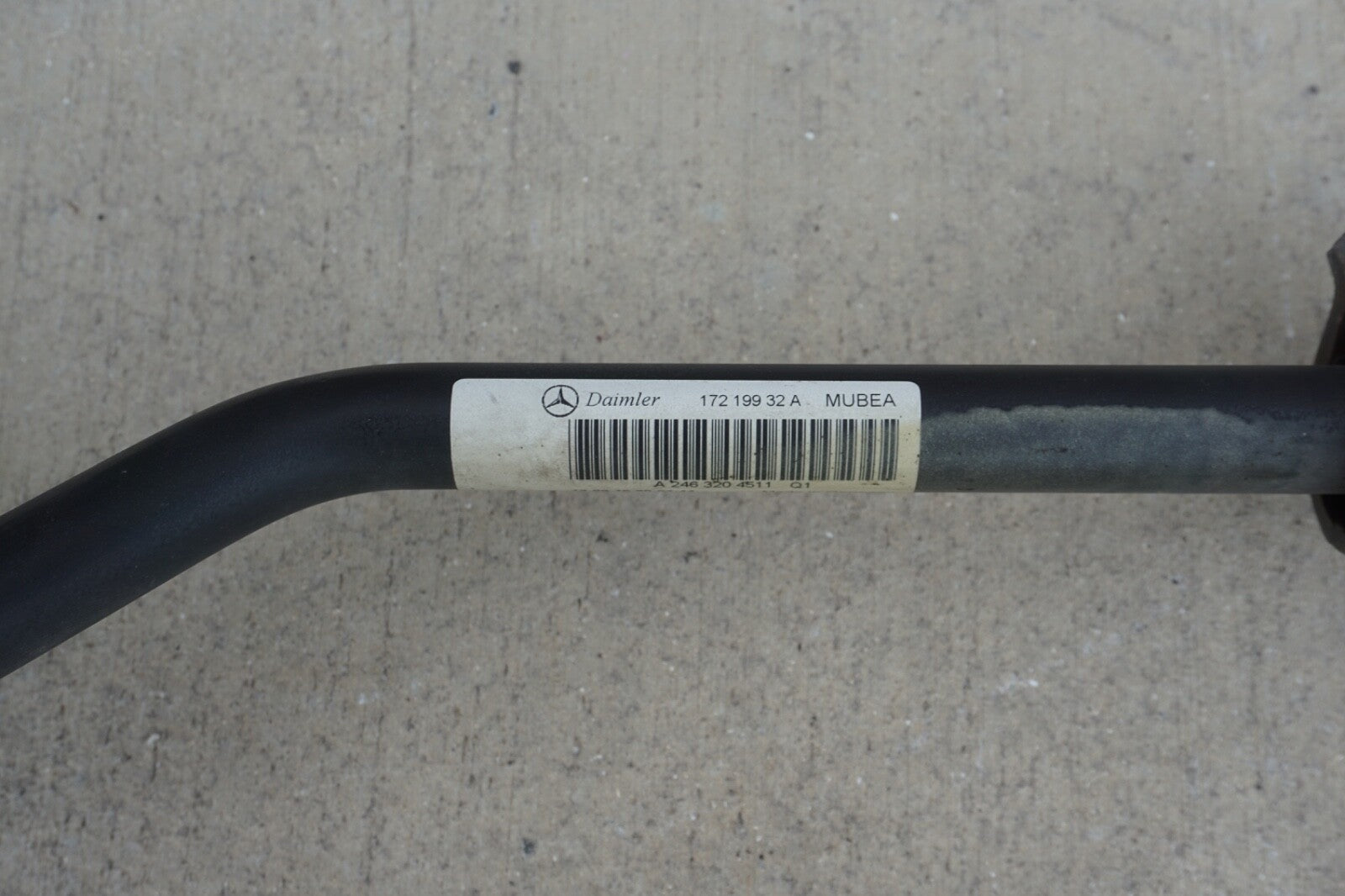 2015-2020 MERCEDES GLA250 X156 4MATIC REAR ANTI ROLL STABILIZER SWAY BAR OEM