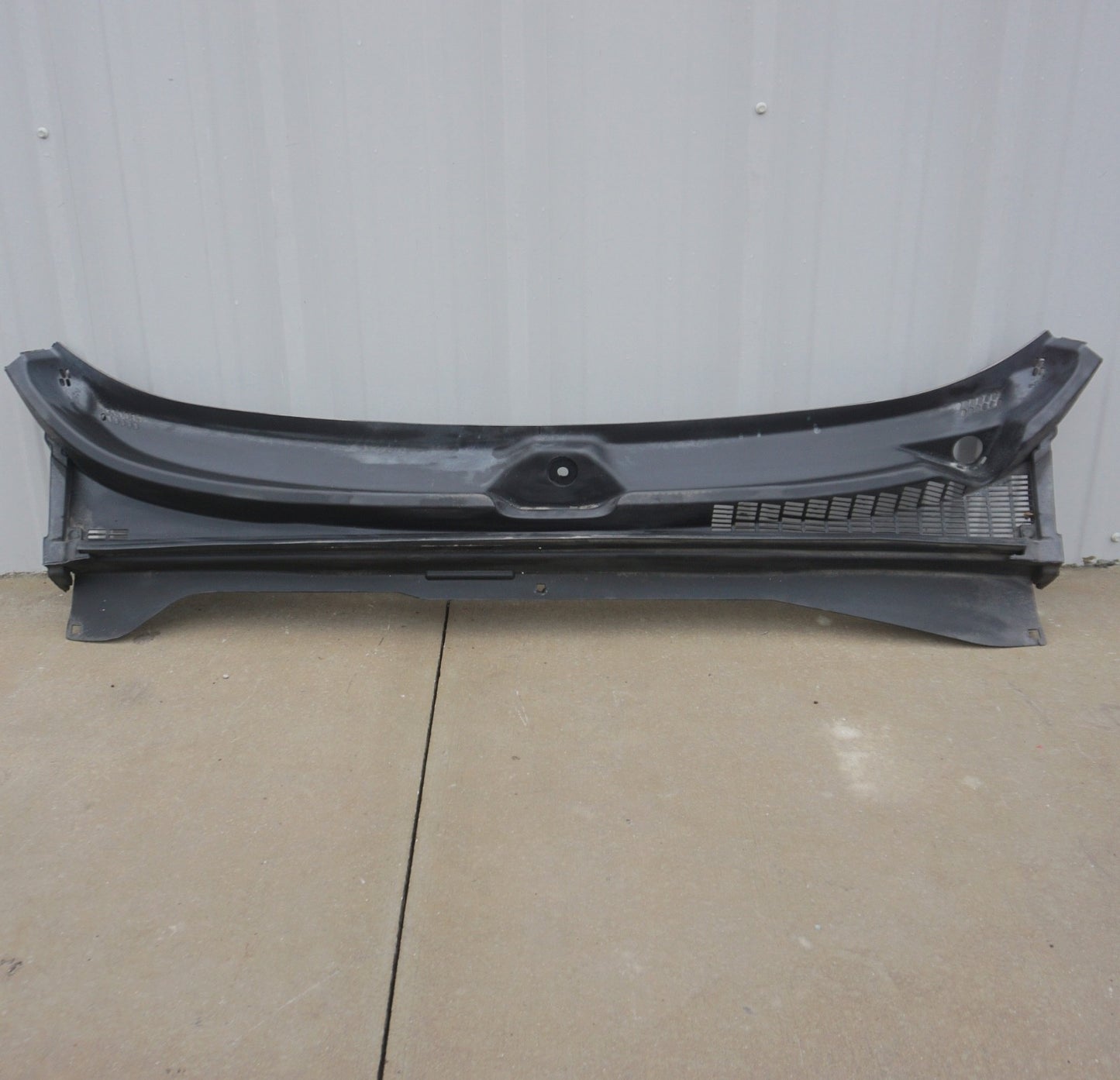 2015 - 2023 Jeep Renegade Front Windshield Cowl Cover OEM