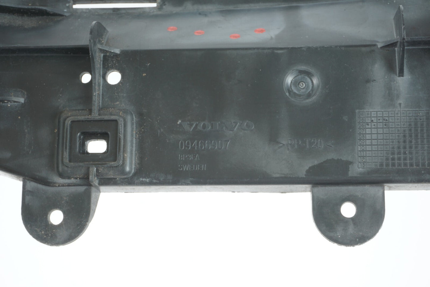 2006-2013 VOLVO C70 REAR BUMPER SUPPORT BRACKET RIGHT & LEFT SET OEM