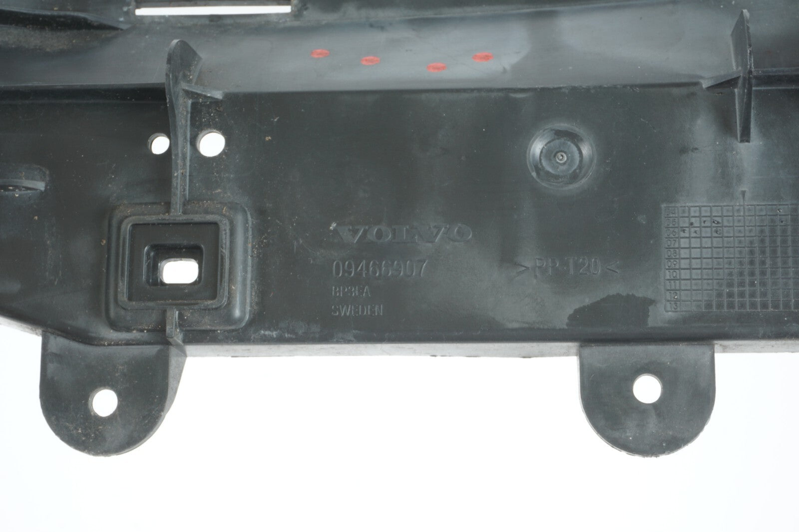 2006-2013 VOLVO C70 REAR BUMPER SUPPORT BRACKET RIGHT & LEFT SET OEM