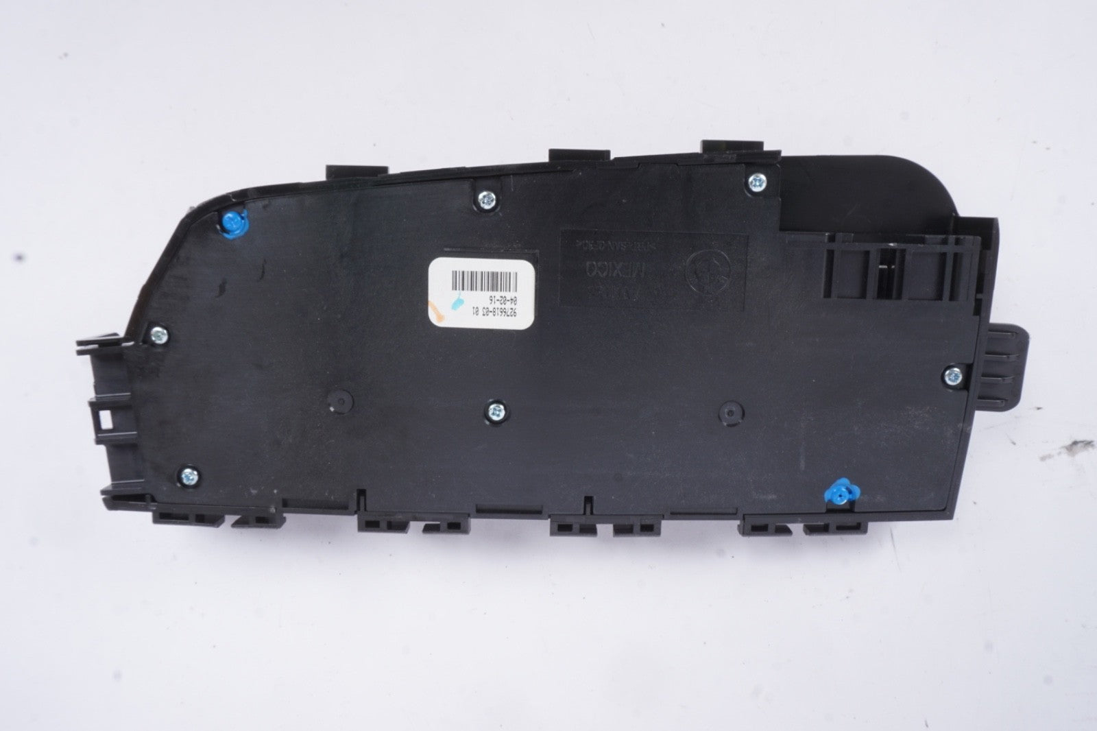 2011 - 2017 BMW X3 F25 FRONT RIGHT PASSENGER SEAT CONTROL SWITCH OEM 9276618