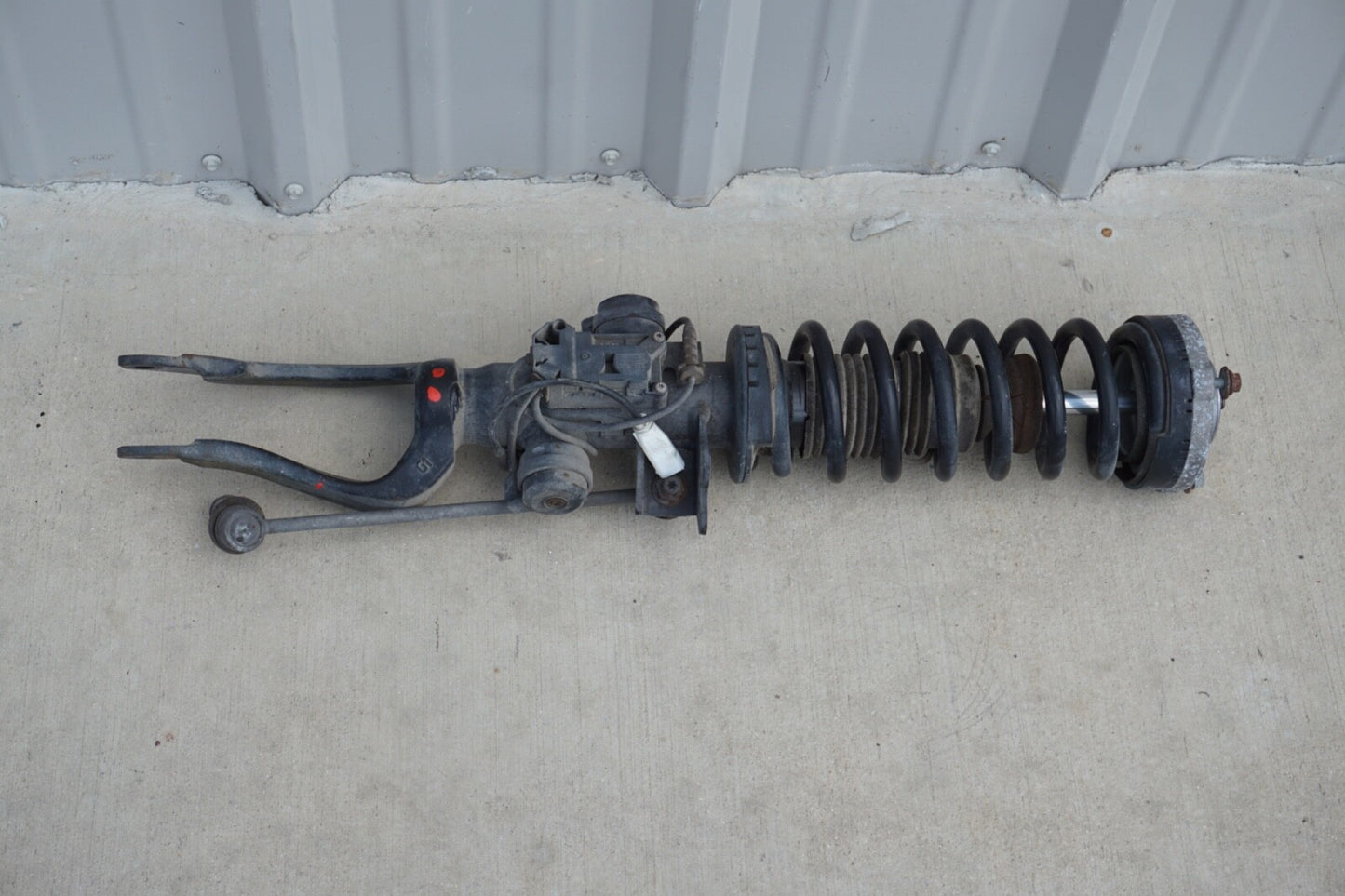 09-12 BMW F01 750LXi AWD Front Right Side Shock Strut Absorber W/Coil Spring OEM
