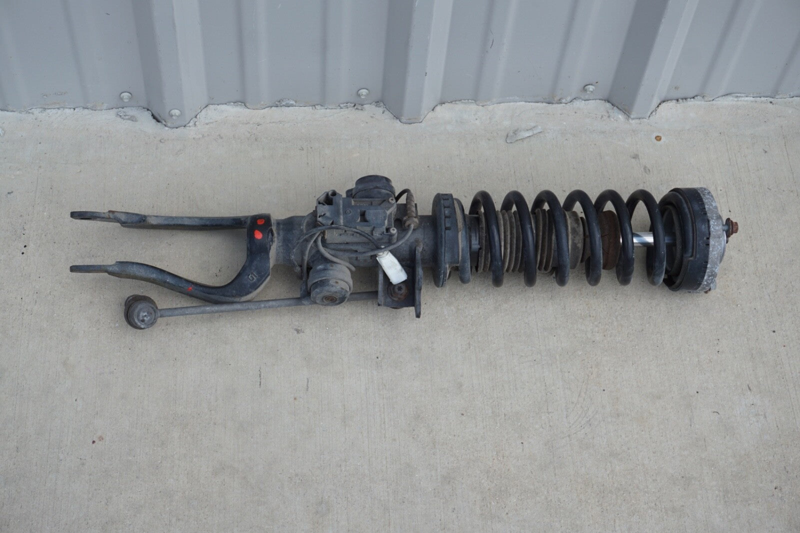 09-12 BMW F01 750LXi AWD Front Right Side Shock Strut Absorber W/Coil Spring OEM
