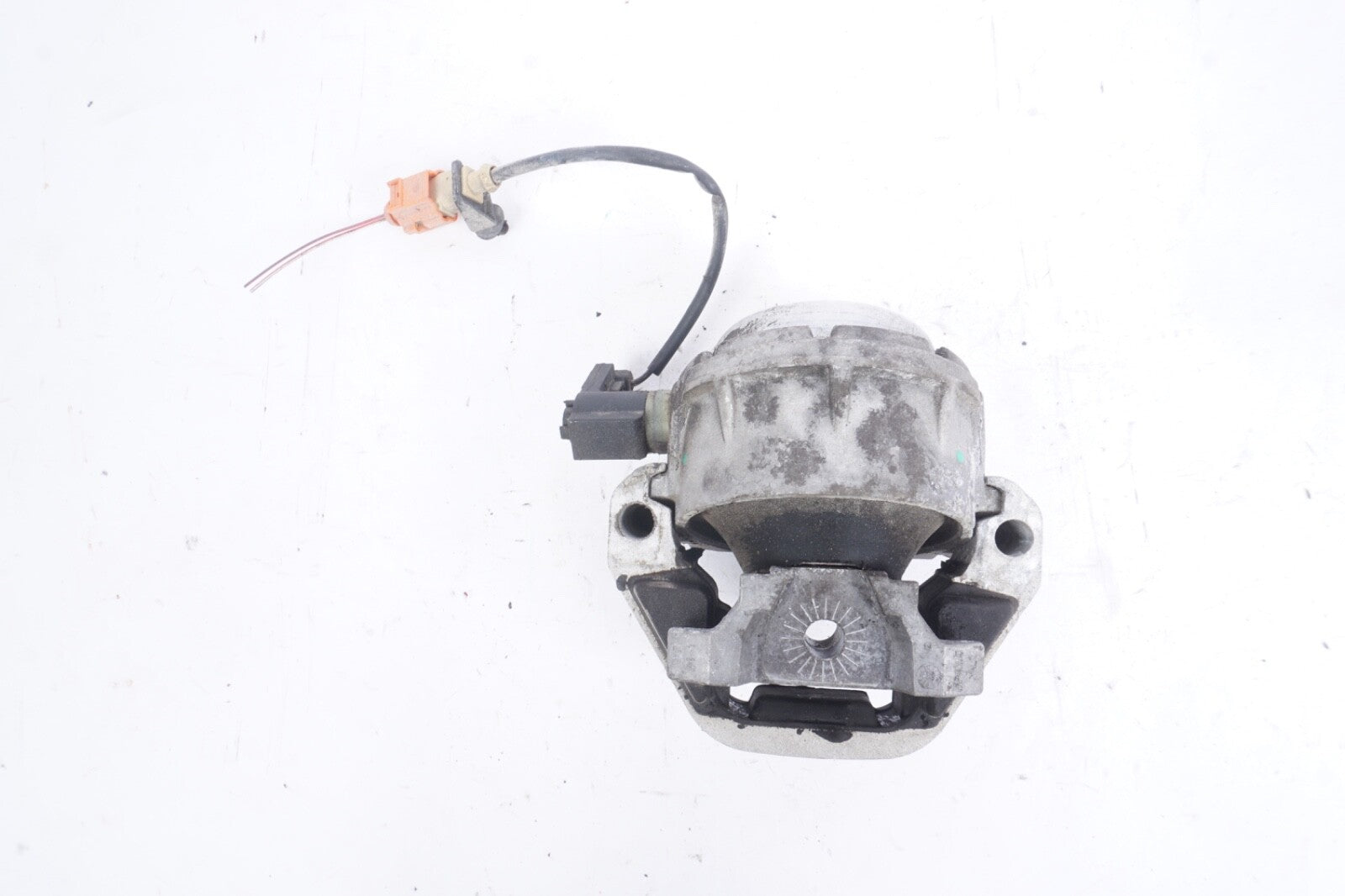 2012-2017 AUDI A7 QUATTRO 3.0L ENGINE MOTOR LEFT SIDE MOUNT INSULATOR OEM