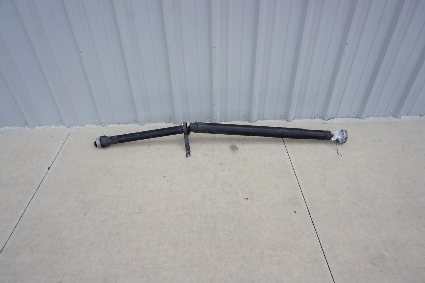 2011 - 2018 Audi A8 Quattro Rear Driveshaft Assembly OEM
