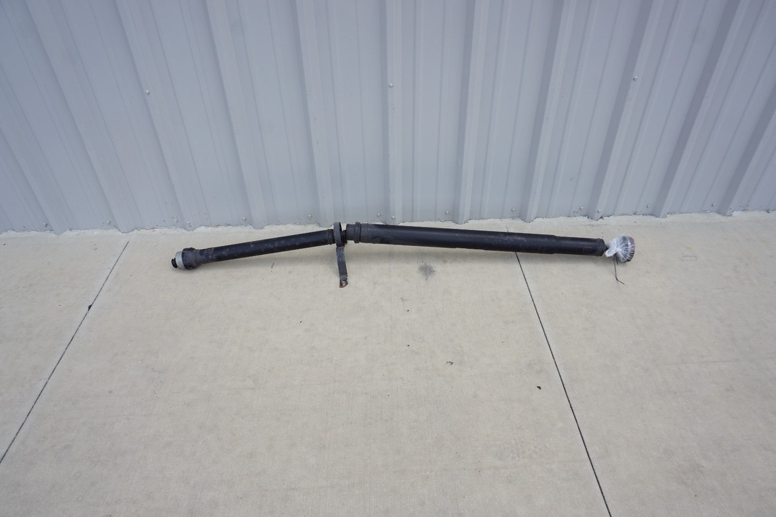 2011 - 2018 Audi A8 Quattro Rear Driveshaft Assembly OEM