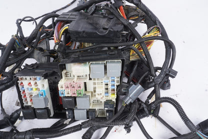 2015 - 2018 FORD FOCUS 1.0 ENGINE WIRING LOOM FUSEBOX F1FT14K733FZA
