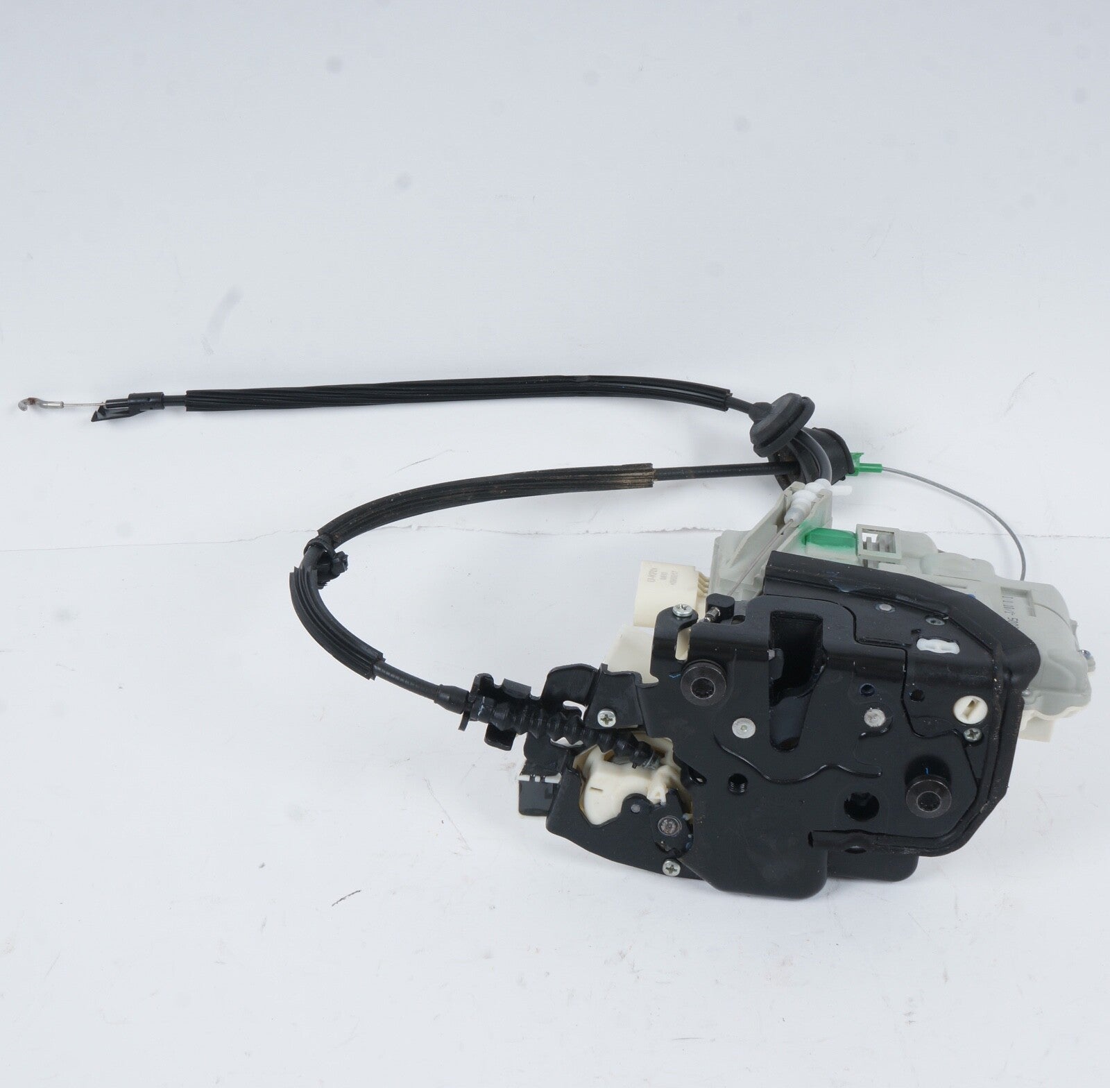 2010 - 2020 Bentley Mulsanne Rear Right Passenger Door Lock Latch Actuator