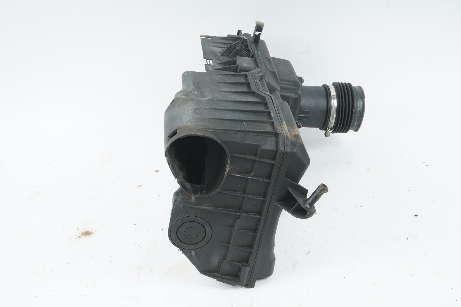 2005 - 2007 VOLVO C70 T5 2.5 AIR BOX CLEANER W/ MAF SENSOR OEM