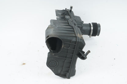 2005 - 2007 VOLVO C70 T5 2.5 AIR BOX CLEANER W/ MAF SENSOR OEM