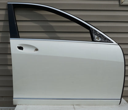 2007 - 2013 MERCEDES-BENZ S550 FRONT RIGHT PASSENGER SIDE DOOR SHELL OEM