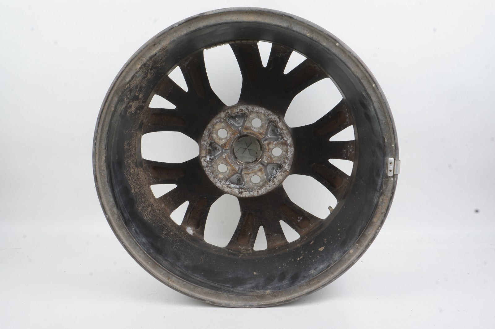 2016 - 2018 MITSUBISHI OUTLANDER ALUMINIUM WHEEL RIM  ALLOY J18X7J OEM