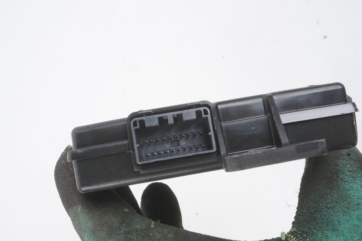 15-23 Jeep Renegade TPMS Tire Pressure Monitor Module 52083833 OEM