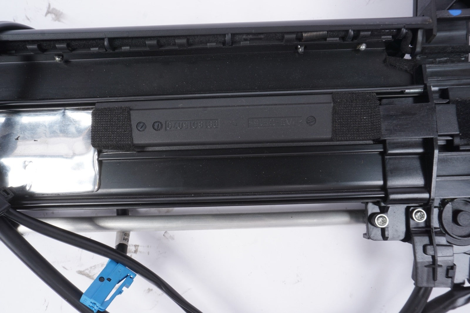 2014-2020 MERCEDES W222 S550 S560 LEFT DRIVE REAR DOOR SUNSHADE ROLLER MOTOR OEM