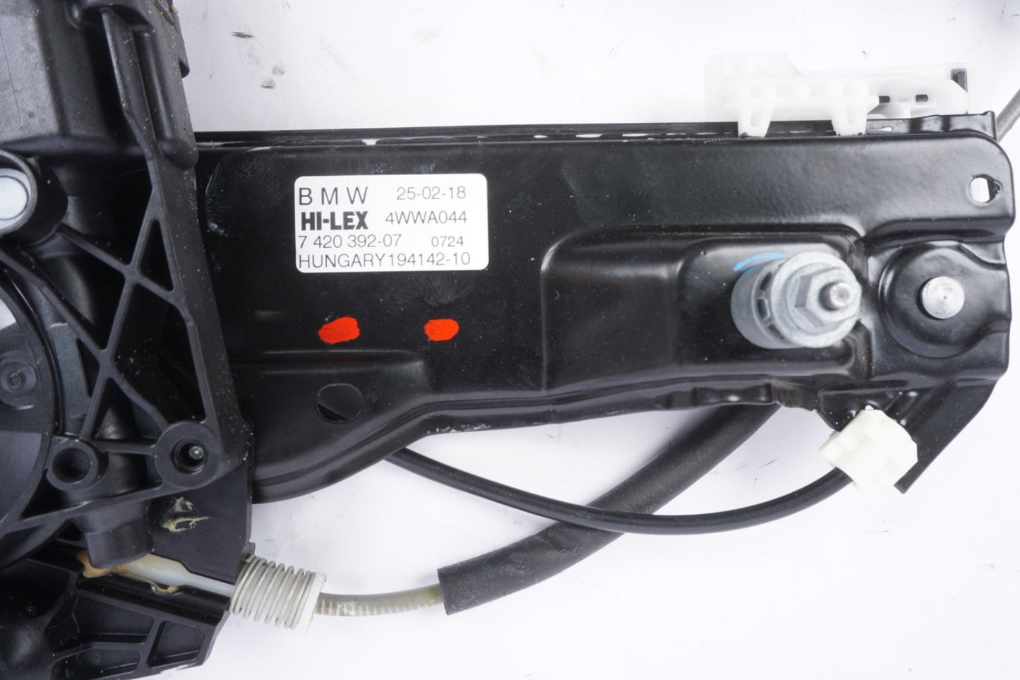 2018 - 2023 BMW X2 2.0L - Front Right Window Regulator W/ Motor 7420392