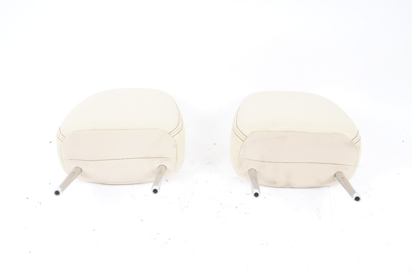 2014 - 2016 Toyota Highlander Front Seat Headrest Left & Right  OEM