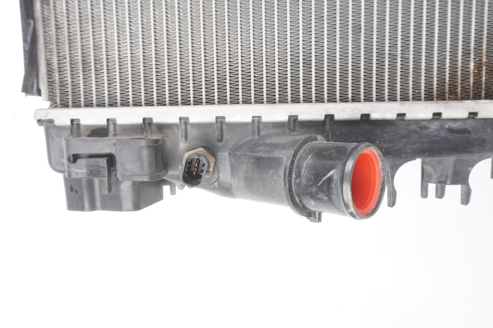 2014 - 2017 Maserati Ghibli 3.0L Engine Coolant Cooling Radiator OEM