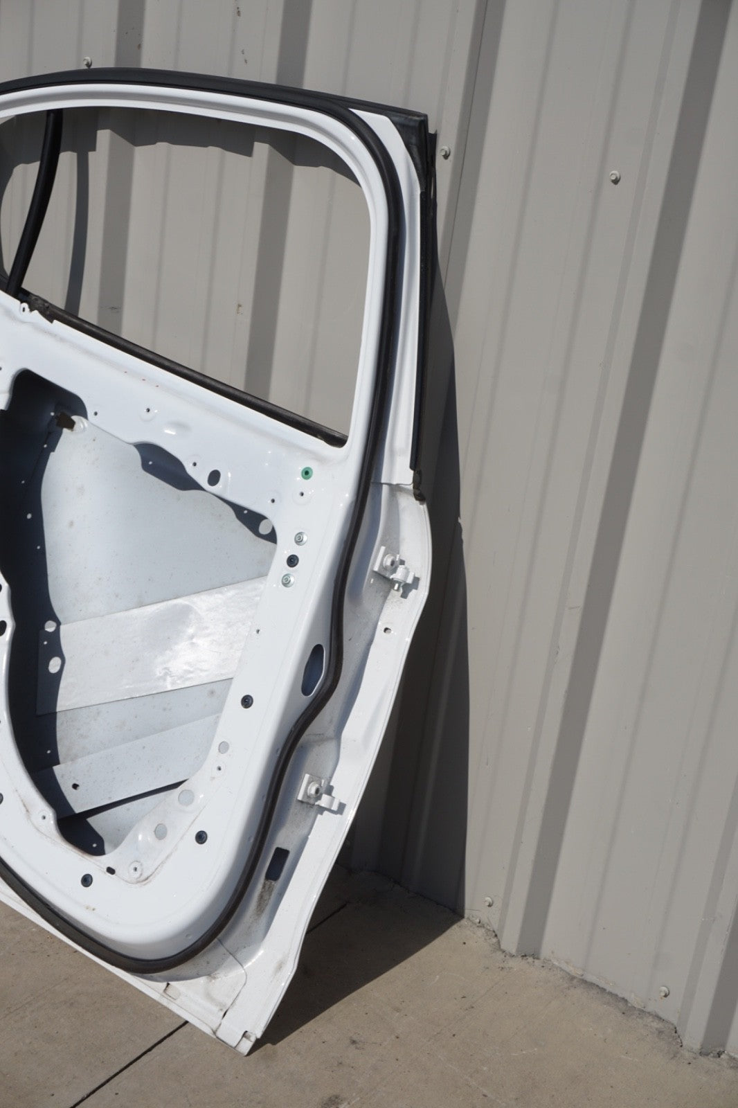2017 - 2024 ALFA ROMEO STELVIO REAR LEFT EXTERIOR DOOR SHELL WHITE OEM