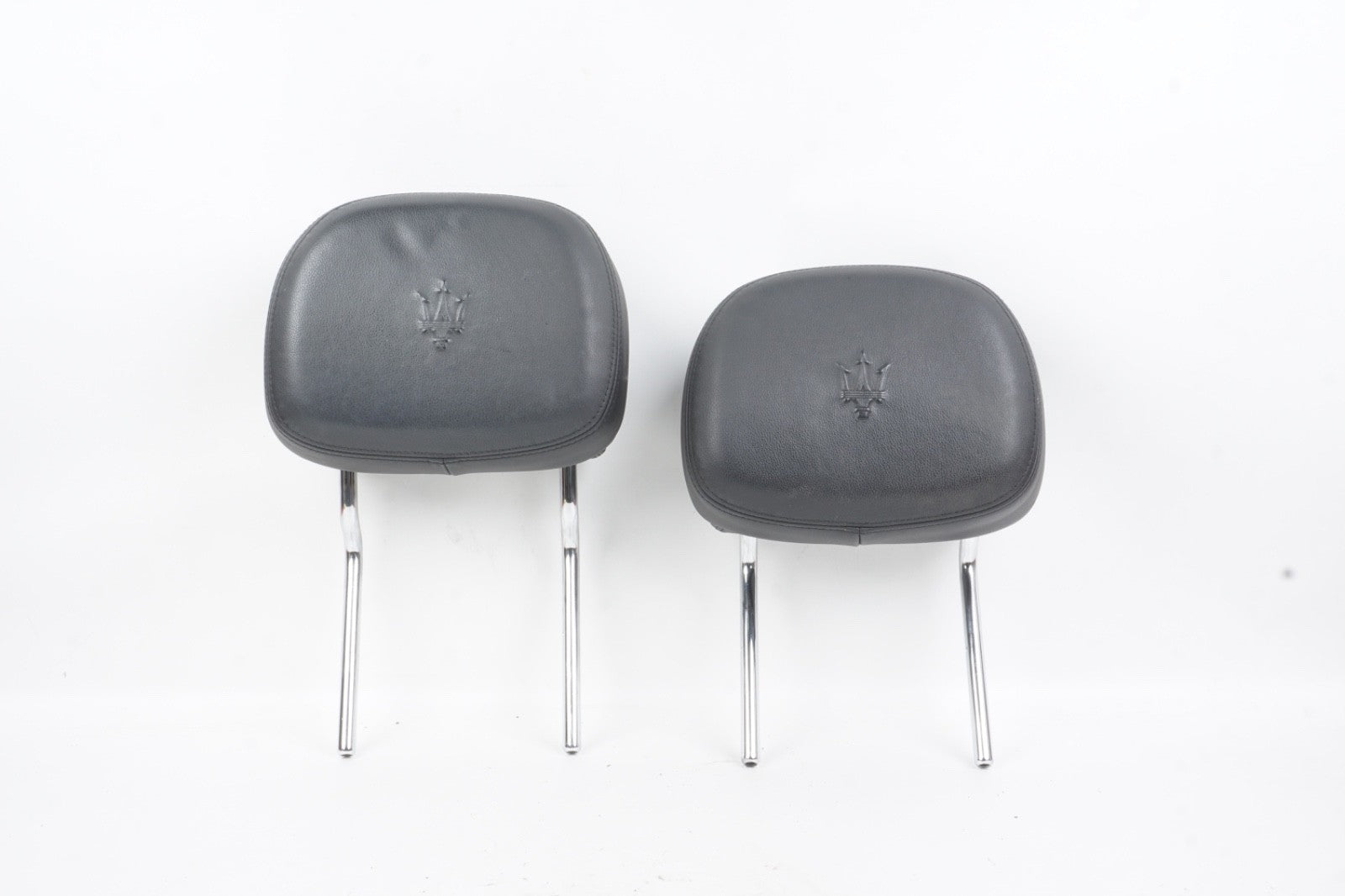 2014 - 2017 MASERATI GHIBLI FRONT LEFT & RIGHT SEAT HEADREST PAIR OEM