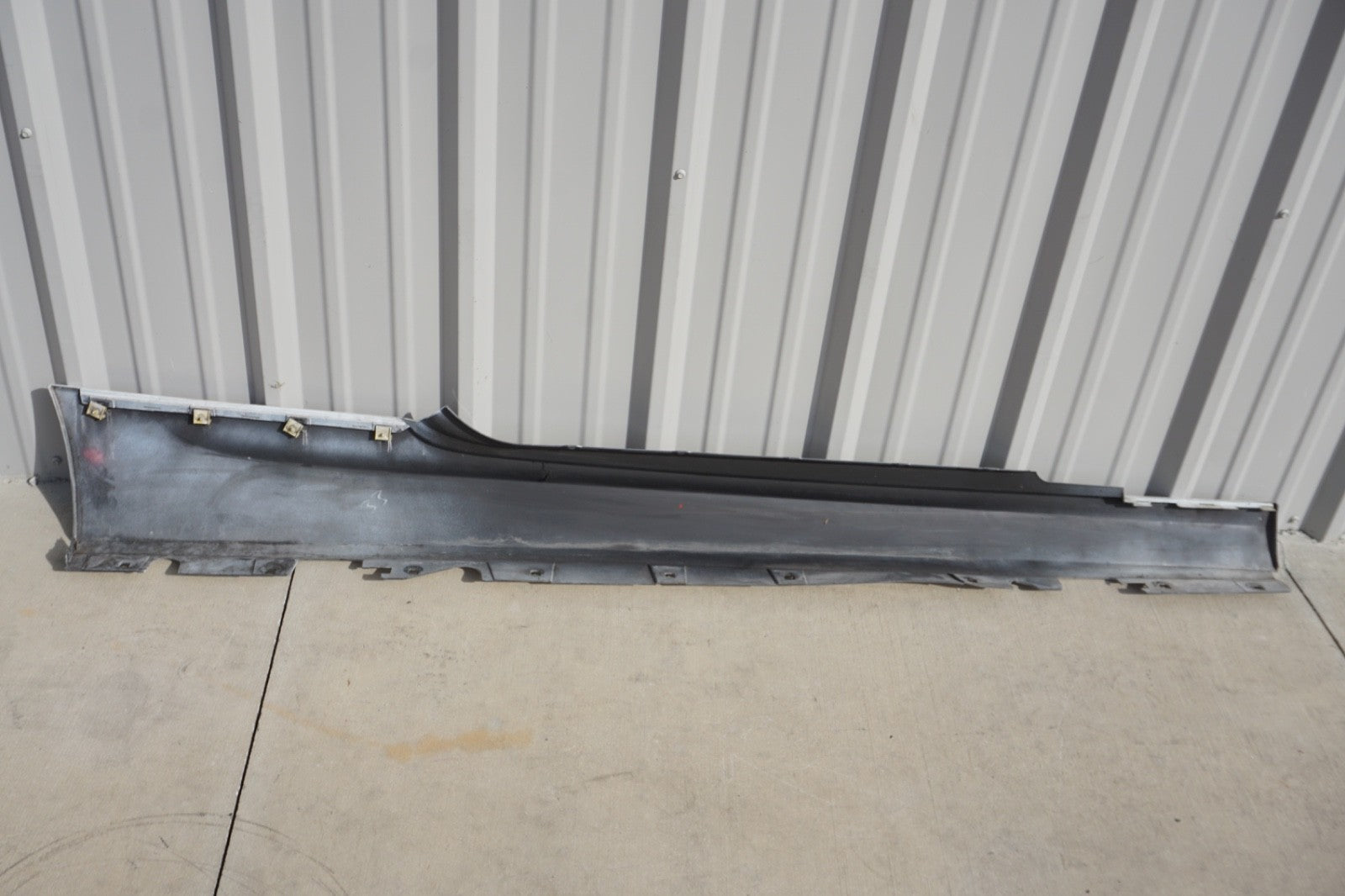 07 - 13 BMW 328i 335i Convertible Coupe Left Rocker Panel Skirt Molding OEM