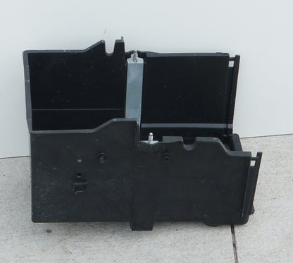 2017 -2019 FORD ESCAPE BATTER TRAY HOLDER HAS DAMAGE OEM AM5110723AD