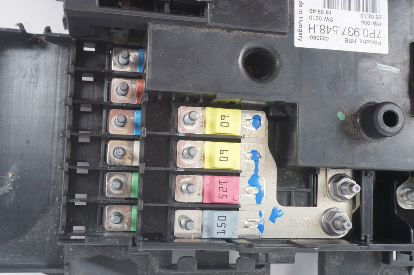 2011-2018 PORSCHE CAYENNE 958 MAIN POWER BATTERYFUSE BOX !!!!NO JUNCTION FUSE!!!