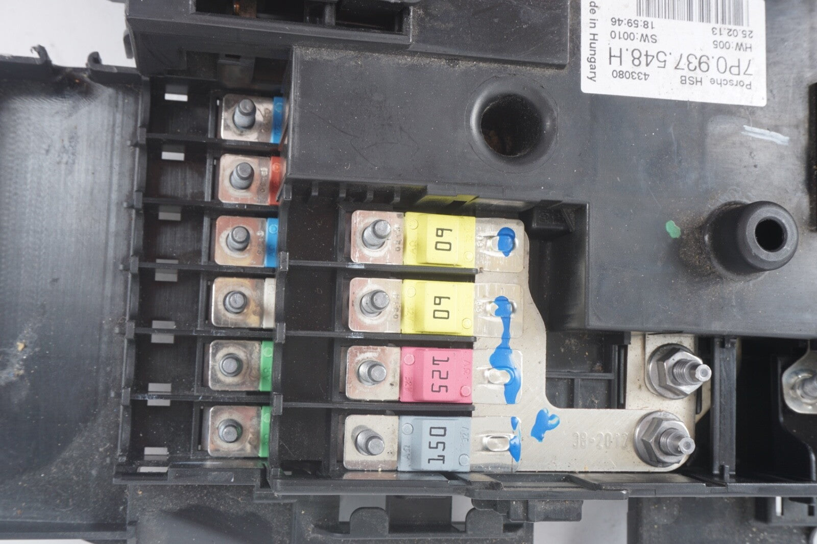2011-2018 PORSCHE CAYENNE 958 MAIN POWER BATTERYFUSE BOX !!!!NO JUNCTION FUSE!!!
