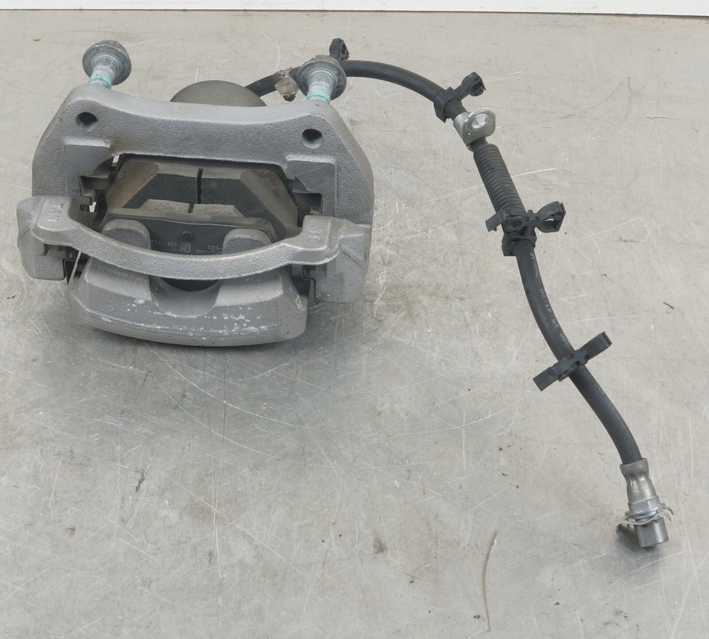 2020-2023 CADILLAC CT4 FRONT LEFT DRIVER SIDE ABS BRAKE CALIPER OEM