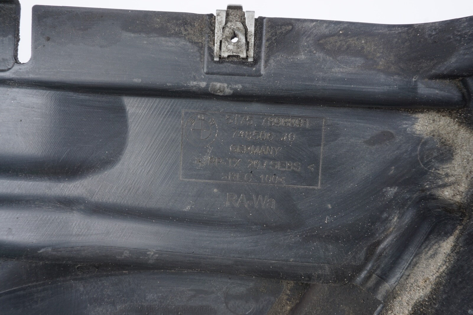 2009 - 2015 BMW F01 F02 F04 WHEELARCH TRIM FRONT BOTTOM LEFT 51757898891