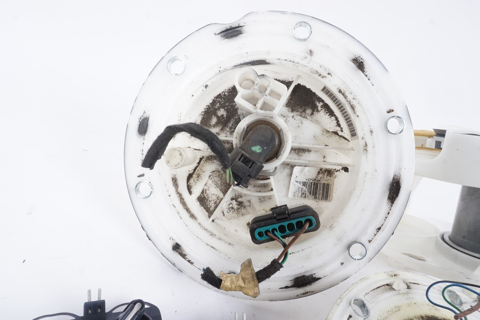 10 - 15 Mercedes W207 E350 Gas Fuel Pump OEM