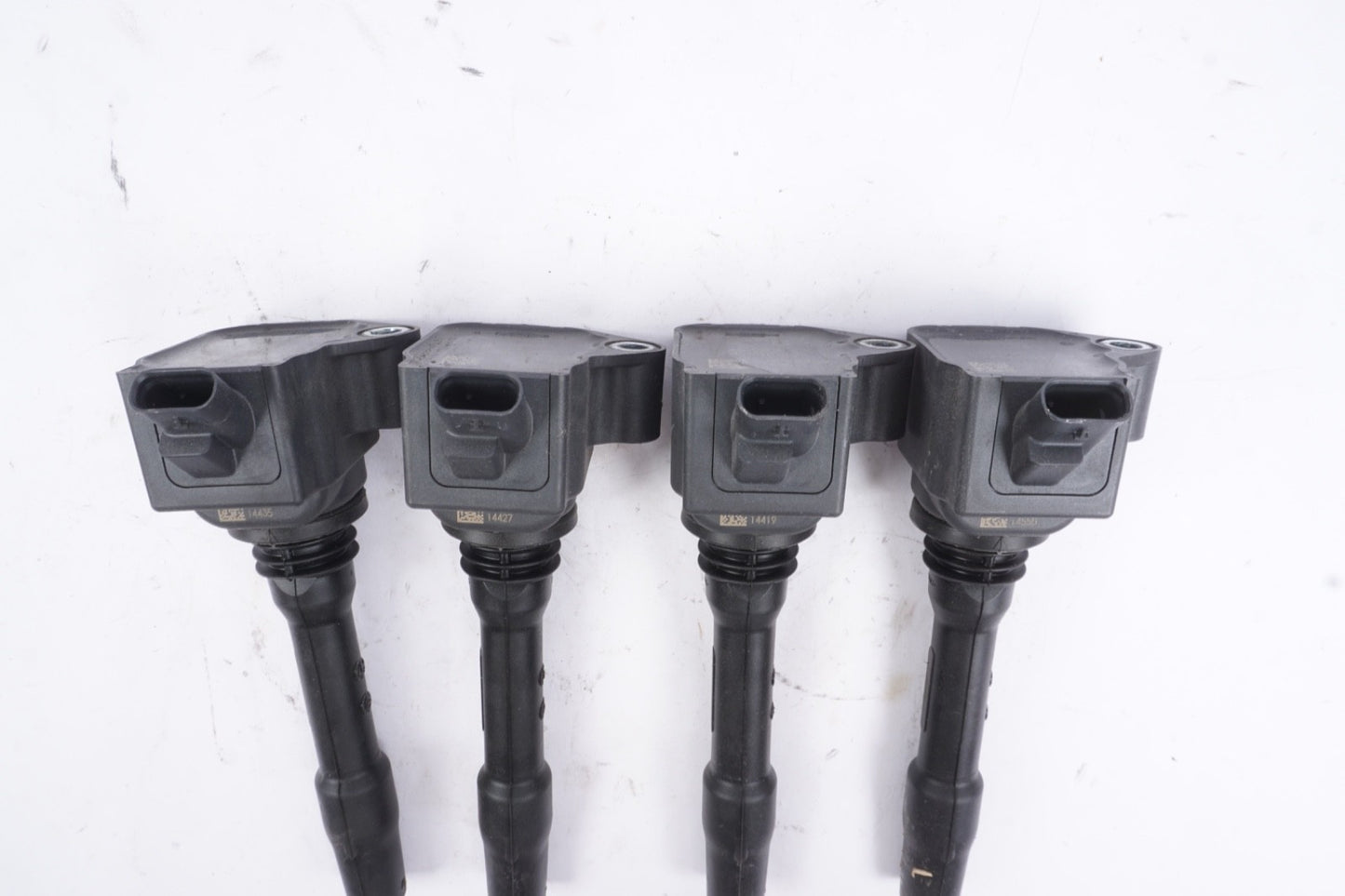 2018 - 2022 BMW X2 F39 OEM 2.0L Engine Ignition Coil Pack (4) 77850002