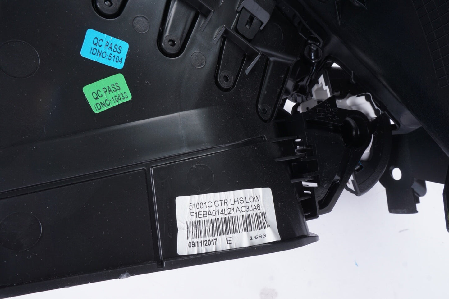 2015 2016 2017 2018 FORD FOCUS RADIO AUDIO AC BEZEL OEM J1EB 18835 AB3JA6
