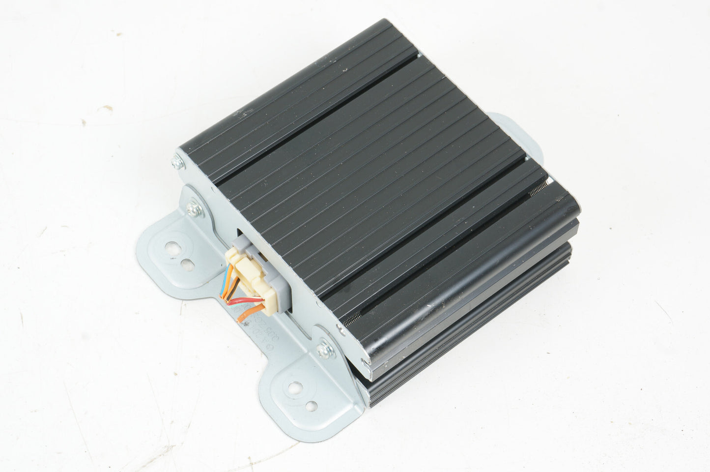 06-11 Mercedes W164 ML350 ML550 SUBWOOFER AMPLIFIER OEM