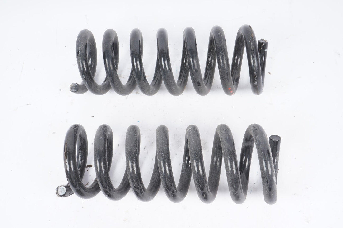 11-17 Mercedes E350 E550 Convertible Rear Coil Spring Lh & Rh OEM
