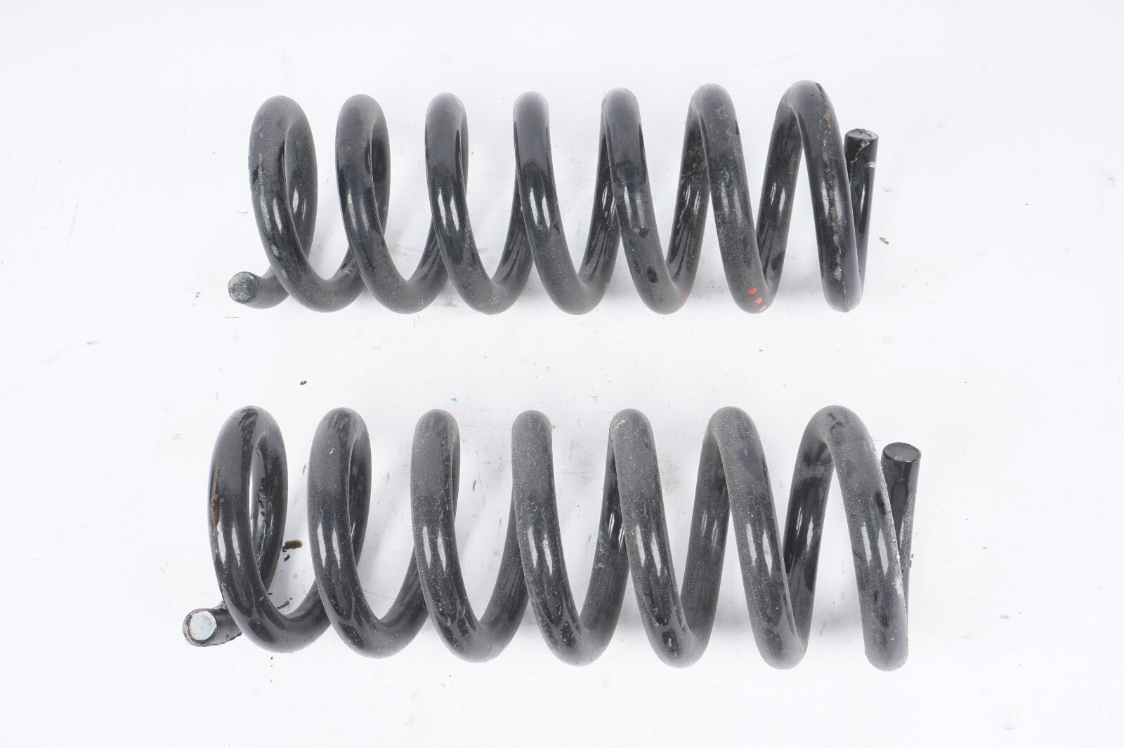 11-17 Mercedes E350 E550 Convertible Rear Coil Spring Lh & Rh OEM