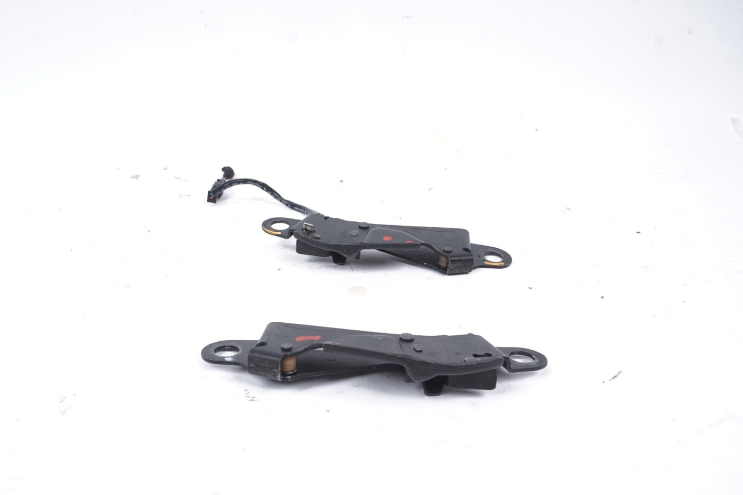 2003 - 2006 MERCEDES SL500 R230 ROADSTER LEFT & RIGHT UPPER ROOF LOCK STRIKERS