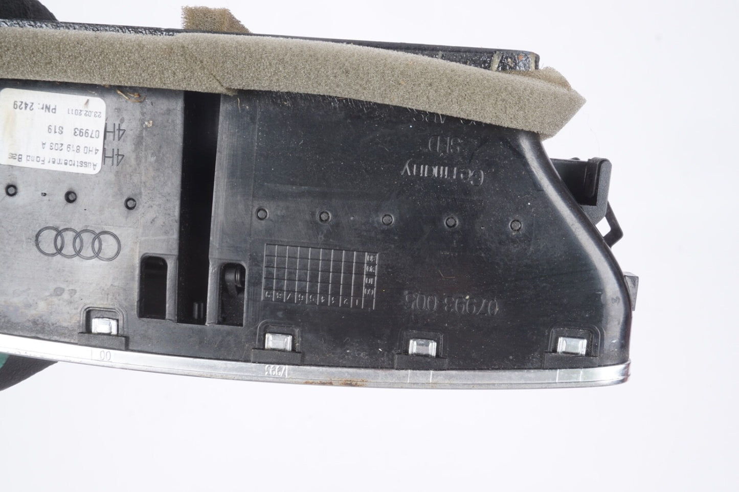 2011-2018 Audi A8 Quattro Rear Center Console HVAC Ac Heater Air Vent OEM