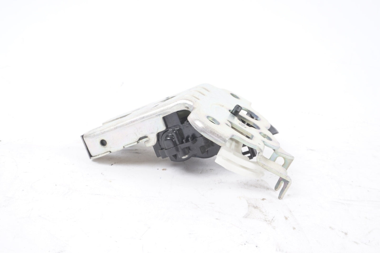 Audi A4 A6 A7 Q3 Q5 Q7 Rear Trunk Lock, Part 8R0827505