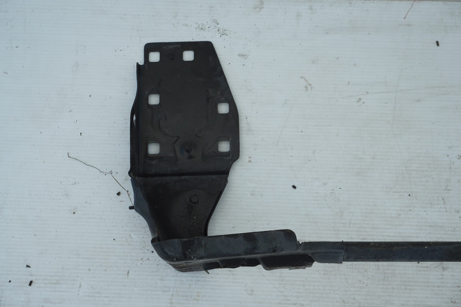 2003-2006 Mercedes-Benz SL500  LOWER RADIATOR SUPPORT BAR FRAME  OEM