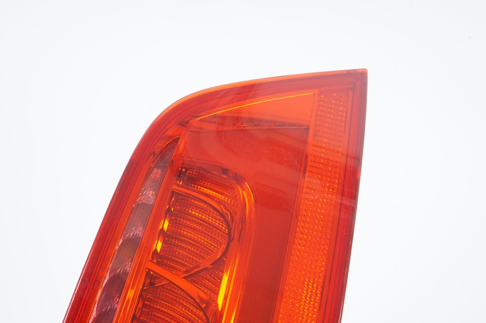2012-2015 AUDI A7 S7 REAR RIGHT PASSENGER SIDE OUTER TAIL LIGHT LIGHT LAMP OEM