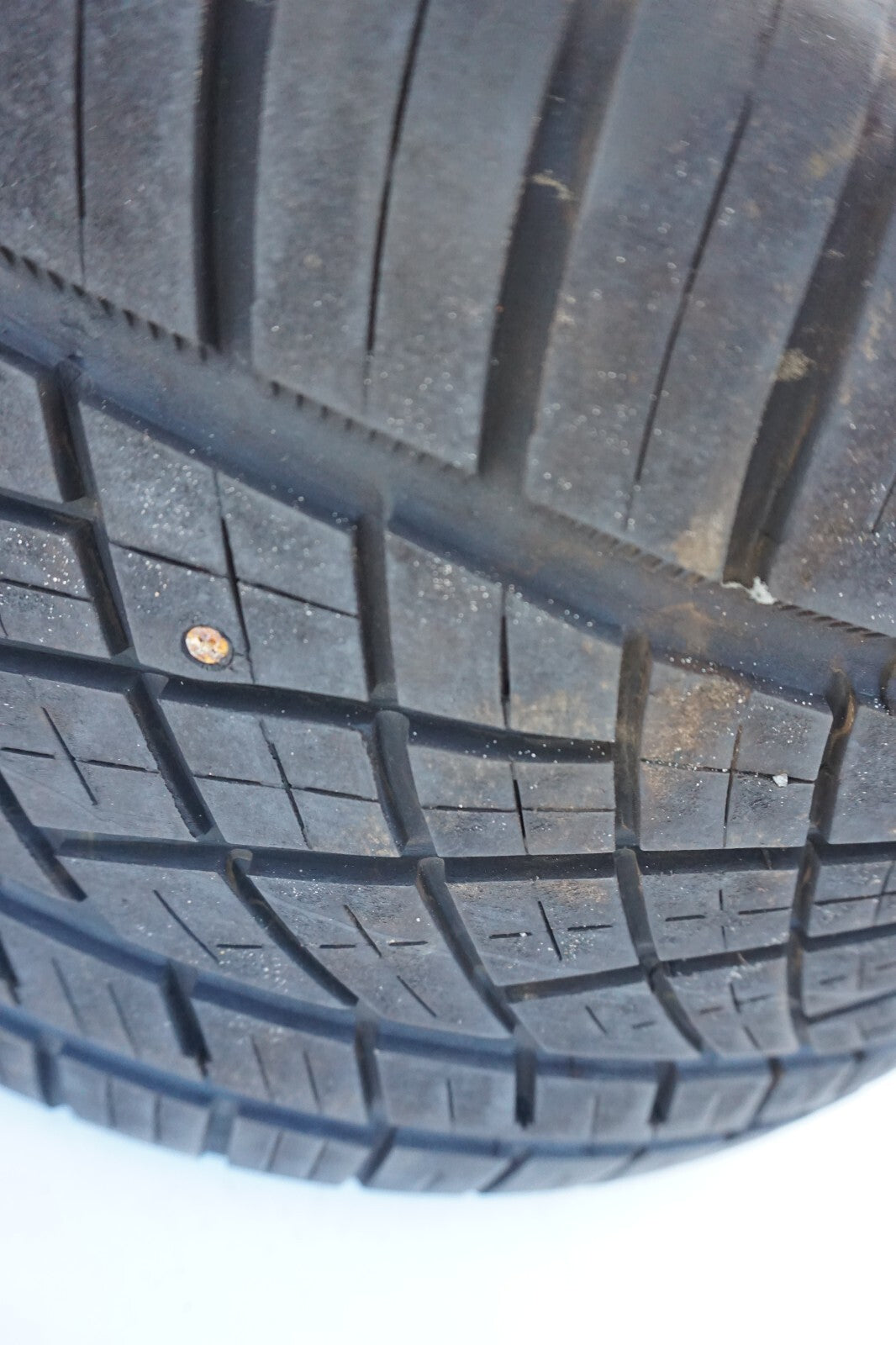 03 - 12 Mercedes R230 SL500 ALLOY WHEEL RIM 8.5Jx18 *TWO WHEEL ARE CRACKED* OEM