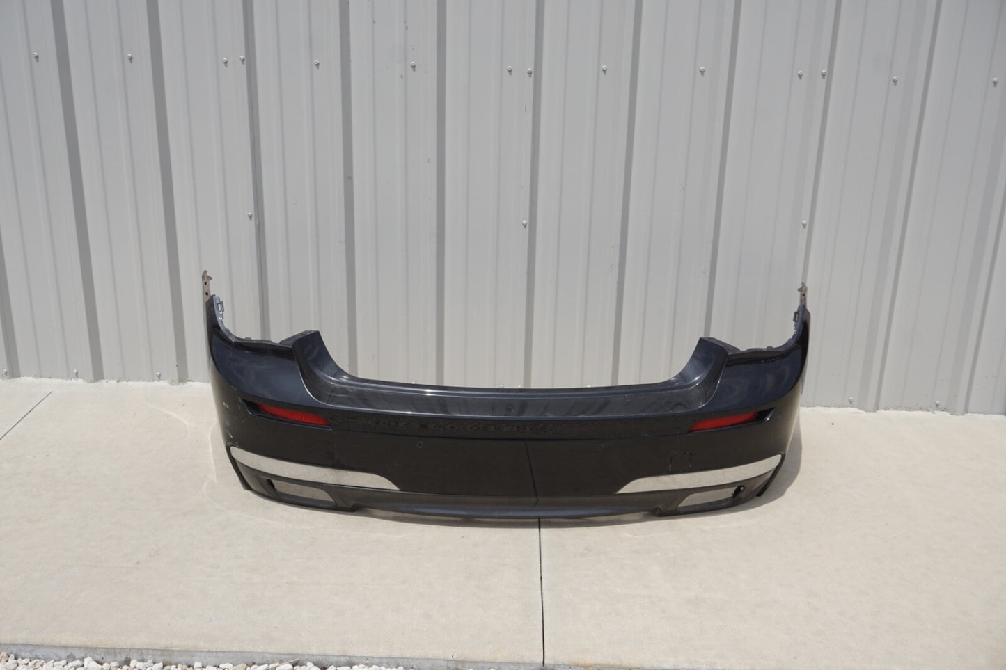 2009 - 2015 BMW 750i 750li F01 F02 Rear Bumper Cover Molding Cover Panel OEM