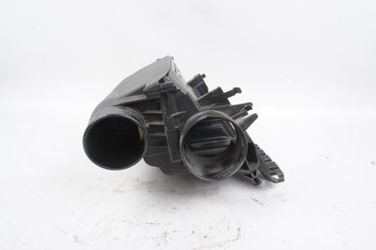 2012 - 2015 MERCEDES C250 Air Intake Cleaner Filter Housing Box OEM A2710901601